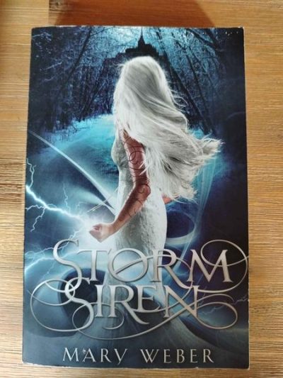 Storm Siren – Mary Weber : BOOK : VG