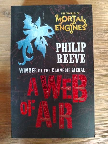 A Web of Air – Philip Reeve : BOOK : VG