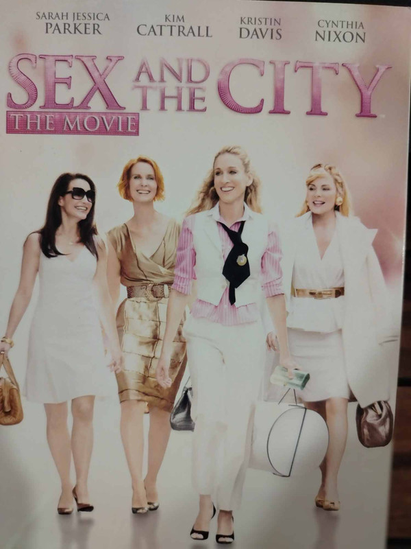 Sex and the City: The Movie : Michael Patrick King : Comedy / Romance : DVD