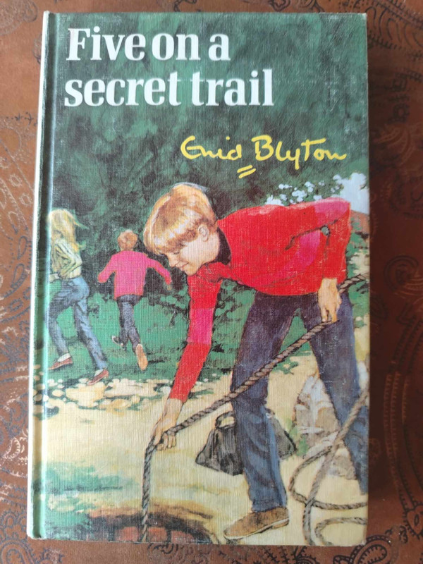 Five on a Secret Trail : Enid Blyton : Children's Fiction / Adventure : BOOK : VG