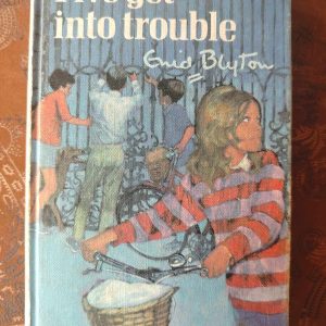 Five Get into Trouble : Enid Blyton : Children's Fiction / Adventure : BOOK : VG