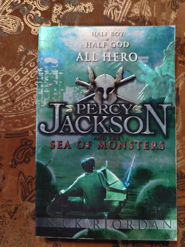 Percy Jackson and the Sea of Monsters : Rick Riordan : Fantasy / Young Adult : BOOK : VG