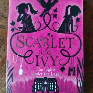 Scarlet and Ivy : The Lights Under the Lake : Sophie Cleverly : Childrens / Mystery : BOOK : VG
