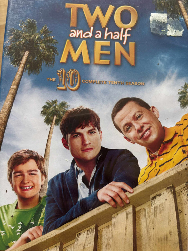 Two and a Half Men: Season 10 : Various : Comedy / Sitcom : DVD BOXSET