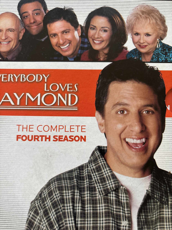 Everybody Loves Raymond: The Complete Fourth Season : Various : Comedy / Sitcom : DVD BOXSET