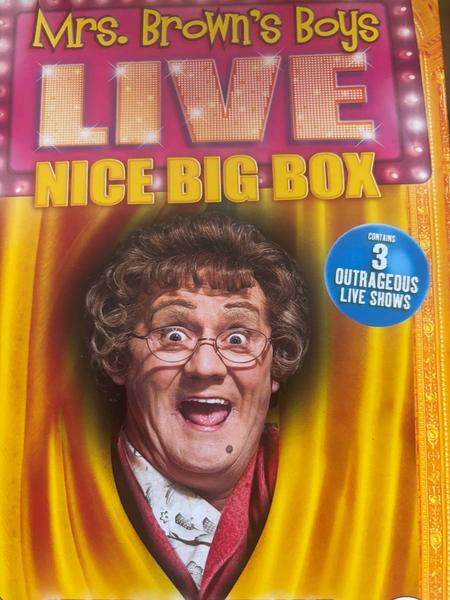 Mrs. Brown's Boys Live: Nice Big Box : DVD
