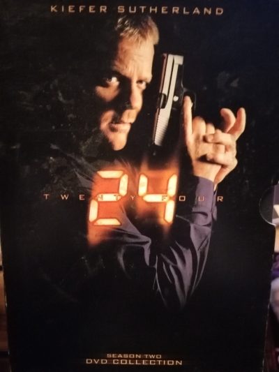 24 : Robert Cochran, Joel Surnow : Drama/Action : DVD Set
